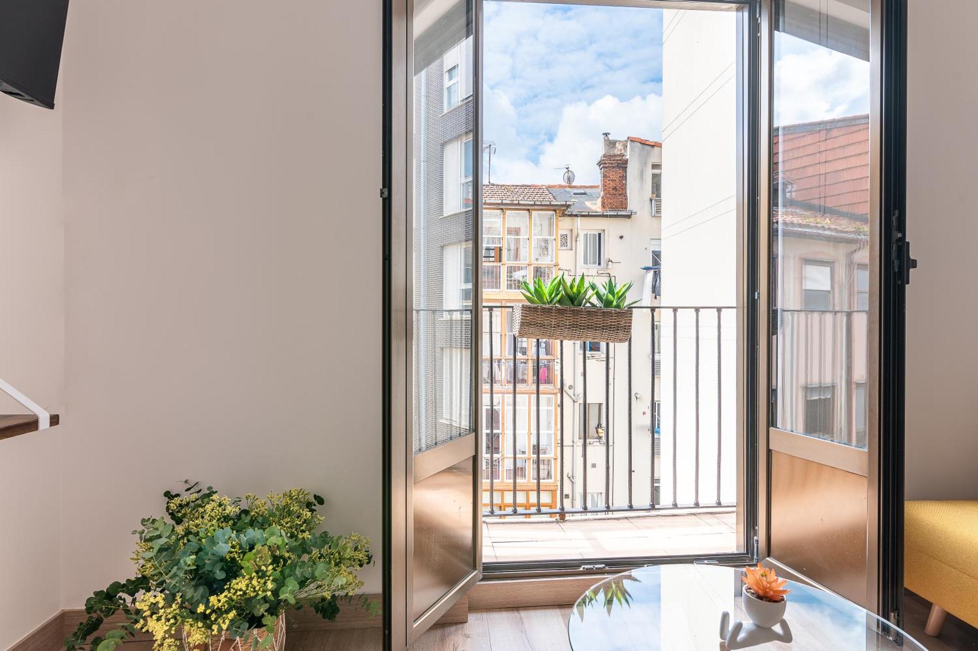 Апартаменты Moderno Apartamento En El Centro De Сантандер Экстерьер фото